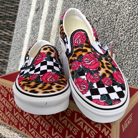 Vans Classic Slip-On Rose/Animal Check True White Multi WMNS - Picture 8 of 16